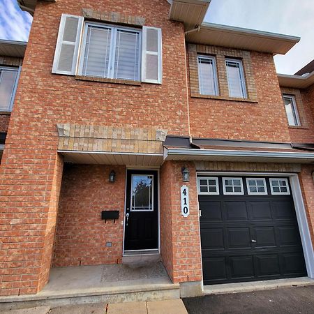 Cozy 3 Bedroom Town House 20 Min From Ottawa Down Town And Airport Luaran gambar